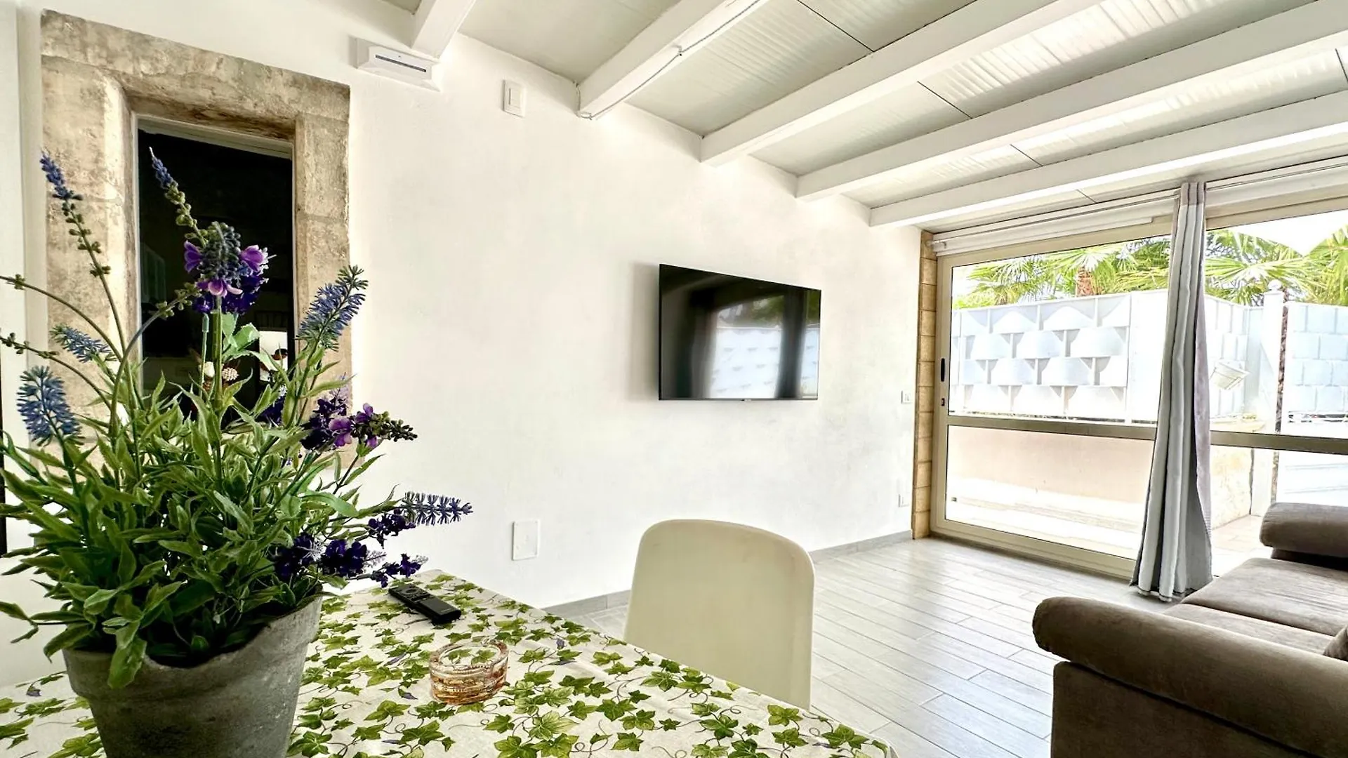 Tenuta Green House Avola Italy