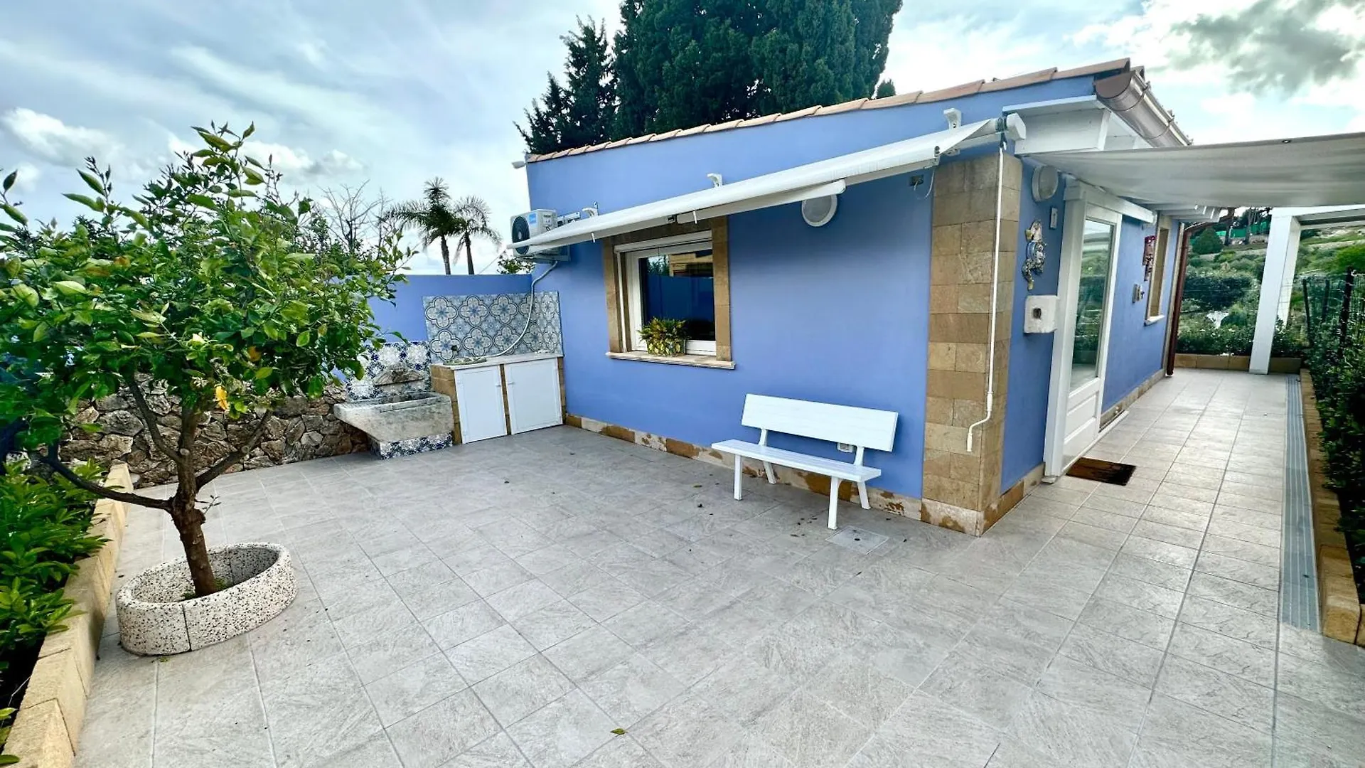 Tenuta Green House Avola 0*,  Italien